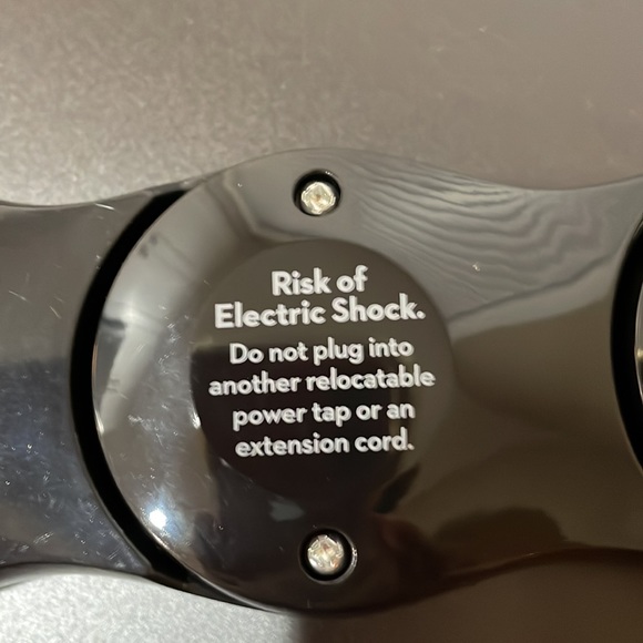 💚 Quirky Pivot Power Jr Power Strip - Picture 4 of 10